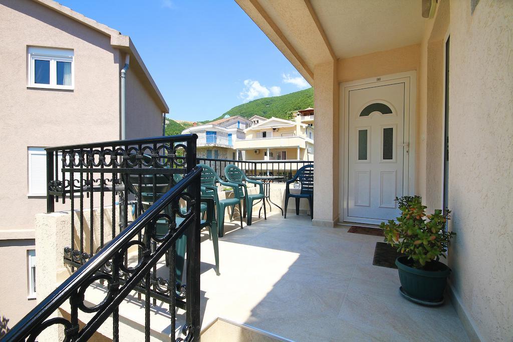 בודווה Apartments Raicevic מראה חיצוני תמונה